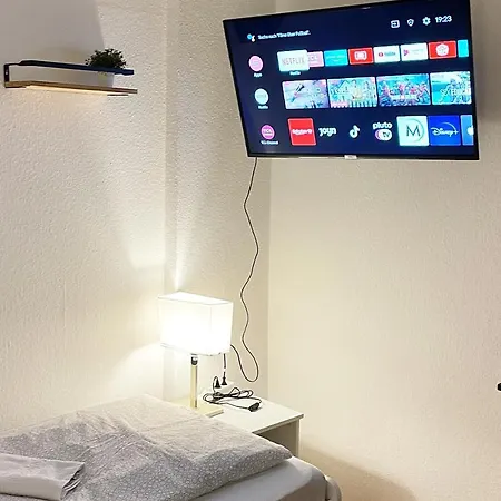 Work & Im Herzen Von Mit Tv Und Wlan *